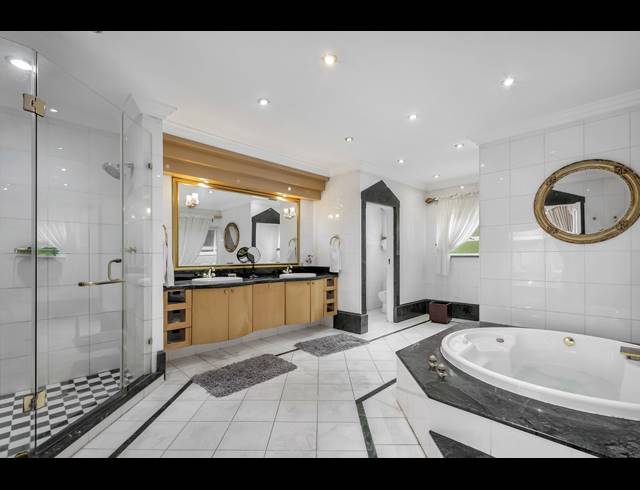 4 BEDROOM HOUSE FOR SALE IN HYDE PARK